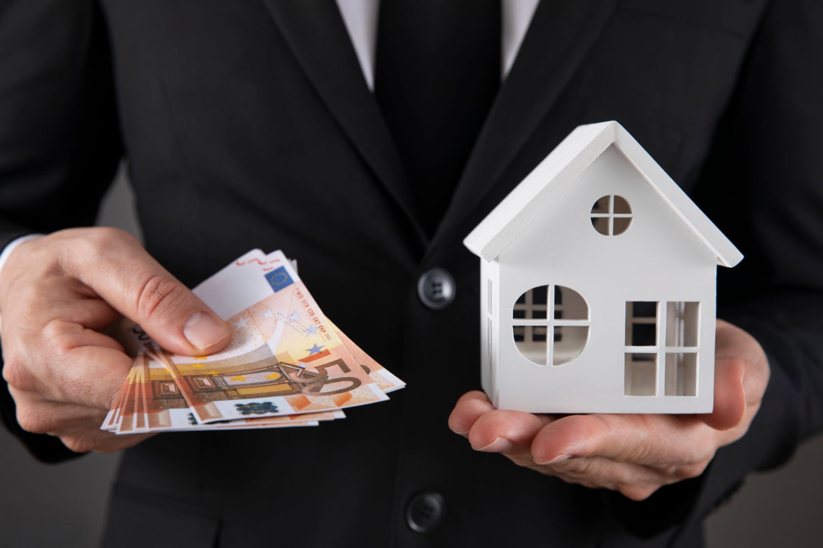 Karadağ’da Ev Sahibi Olun, Euro Cinsinden İstikrarlı Pasif Gelir Elde Edin